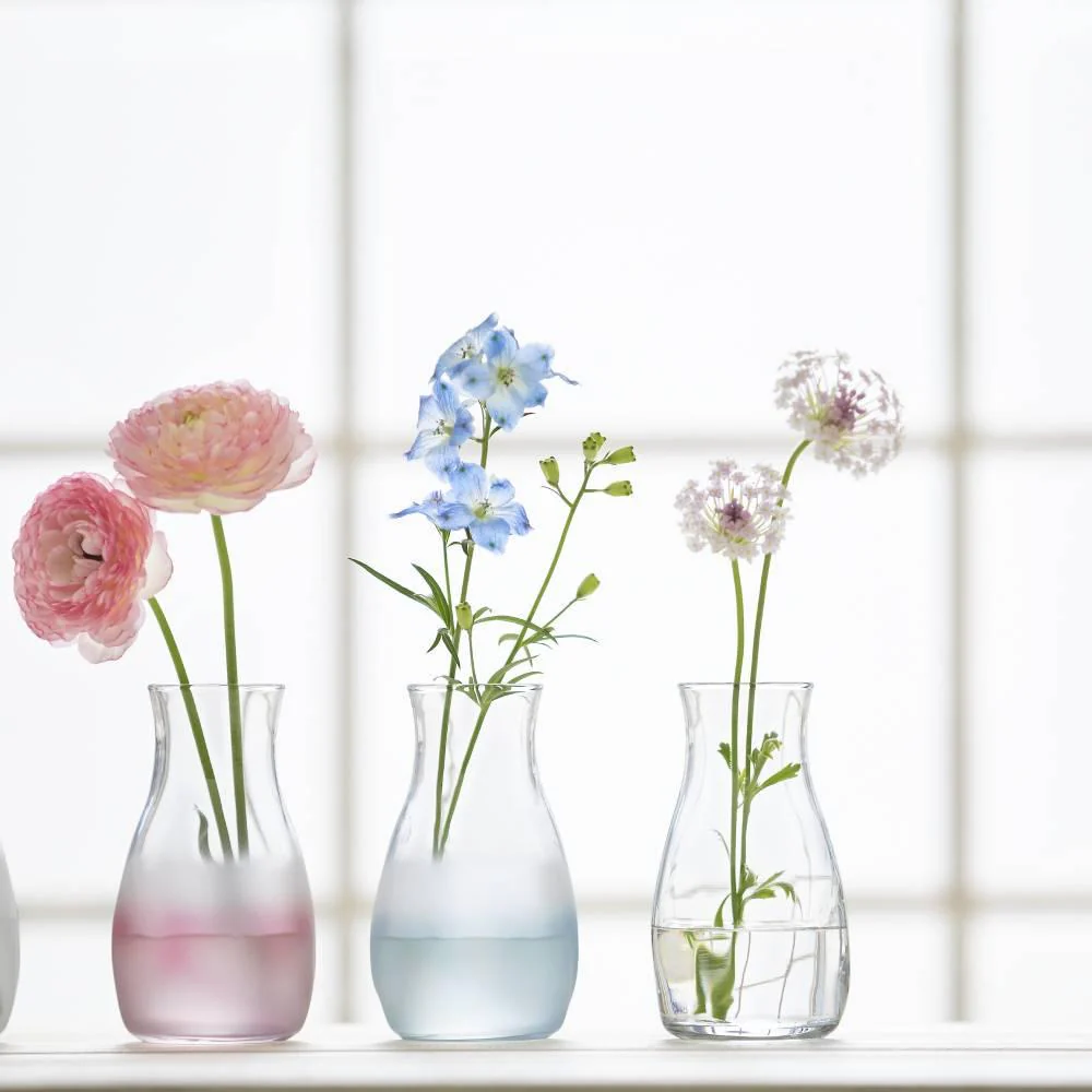 Aderia Tebineri Small Glass Flower Vase Frosted Pink Finish 129mm - Image 2
