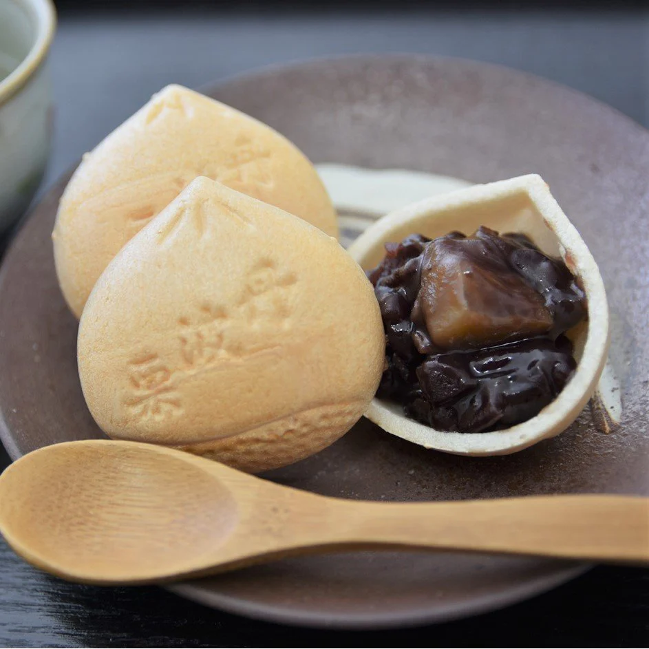 Chestnut & Azuki Red Bean Monaka Wafer Wagashi Making Set 8 Pieces - Image 2