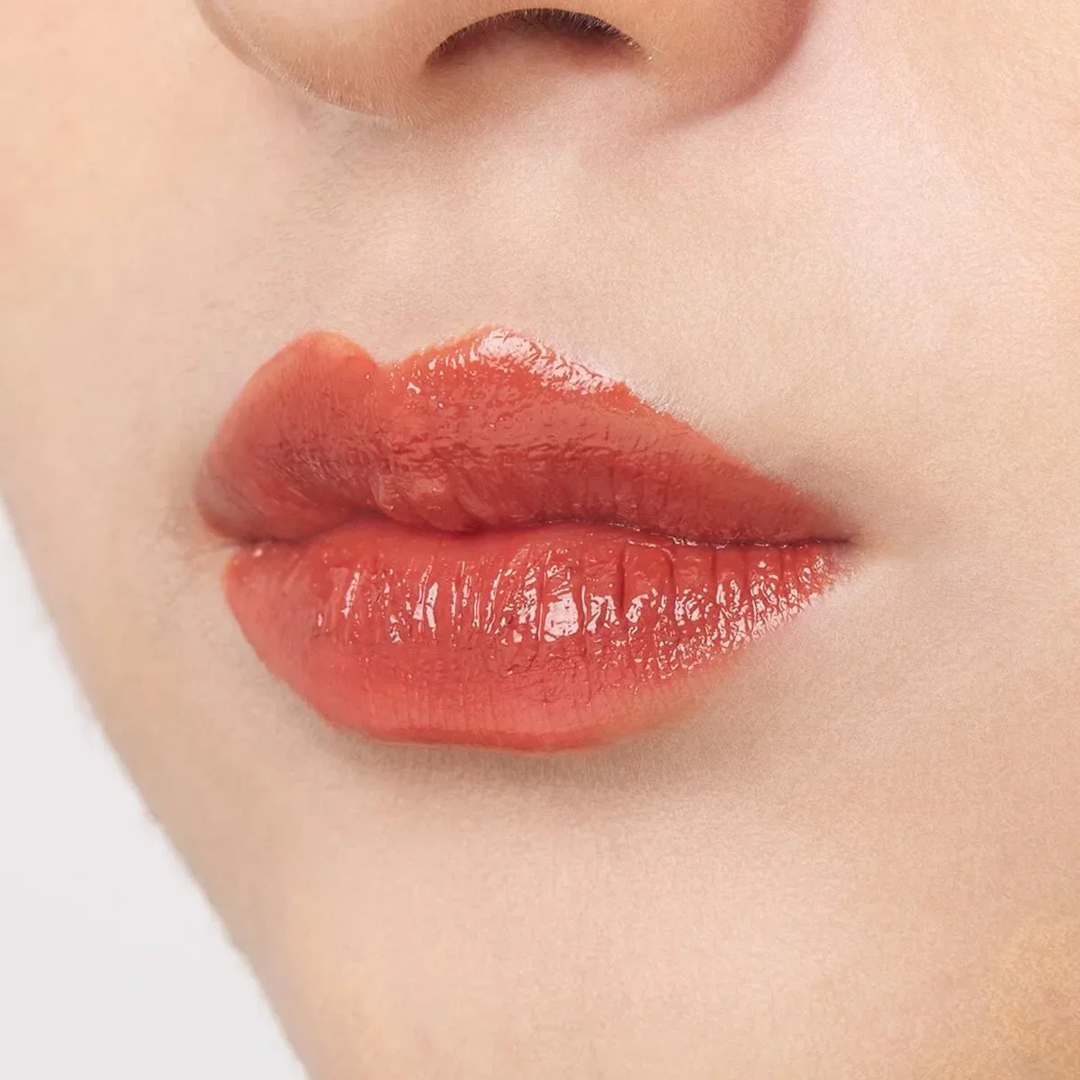 Ettusais Lip Edition Lip Tinting Matte Lipstick Nutty Beige 2g - Image 2