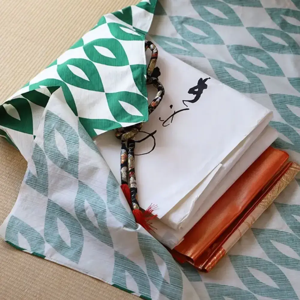 Furoshiki Green & White Pattern Designed Cotton Wrapping Cloth 90cm - Image 4