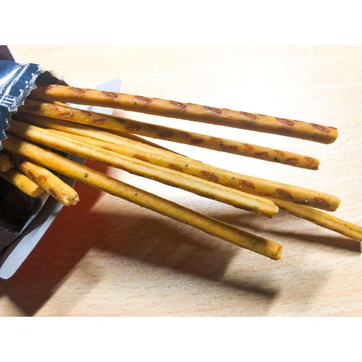 Glico Pretz Tomato Biscuit Sticks Savory Crunchy Snack 110g - Image 3