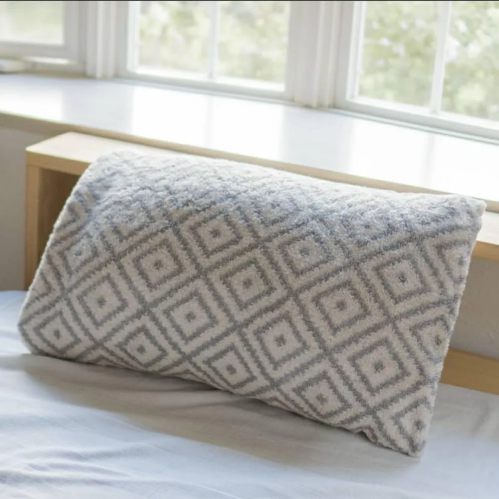Hartwell Stretchable Antibacterial Gentle Pillowcase Geometrical Design 40x60cm - Image 2