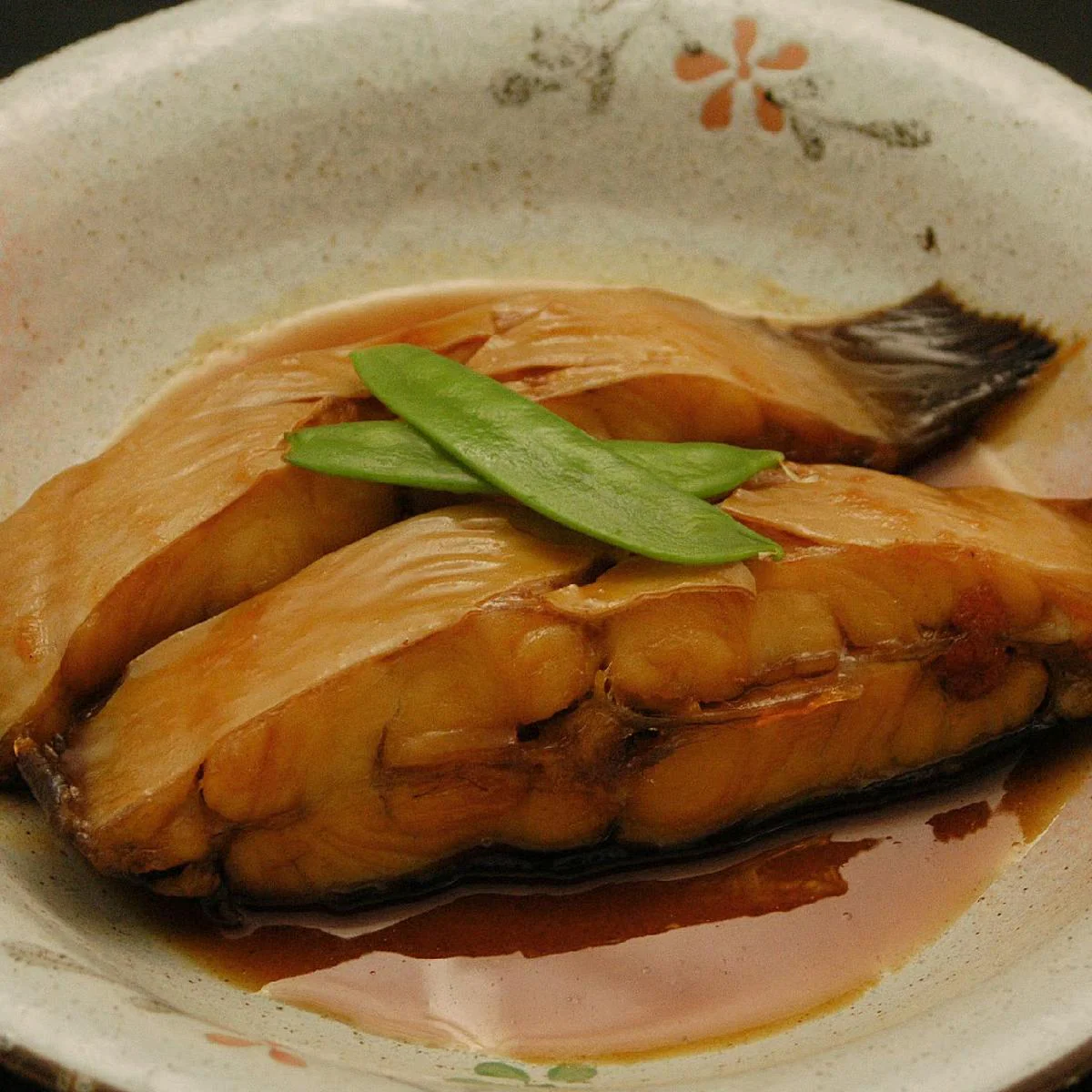 Hichifuku Nizakana Base Concentrated Sauce For Simmering Fish 300ml - Image 4