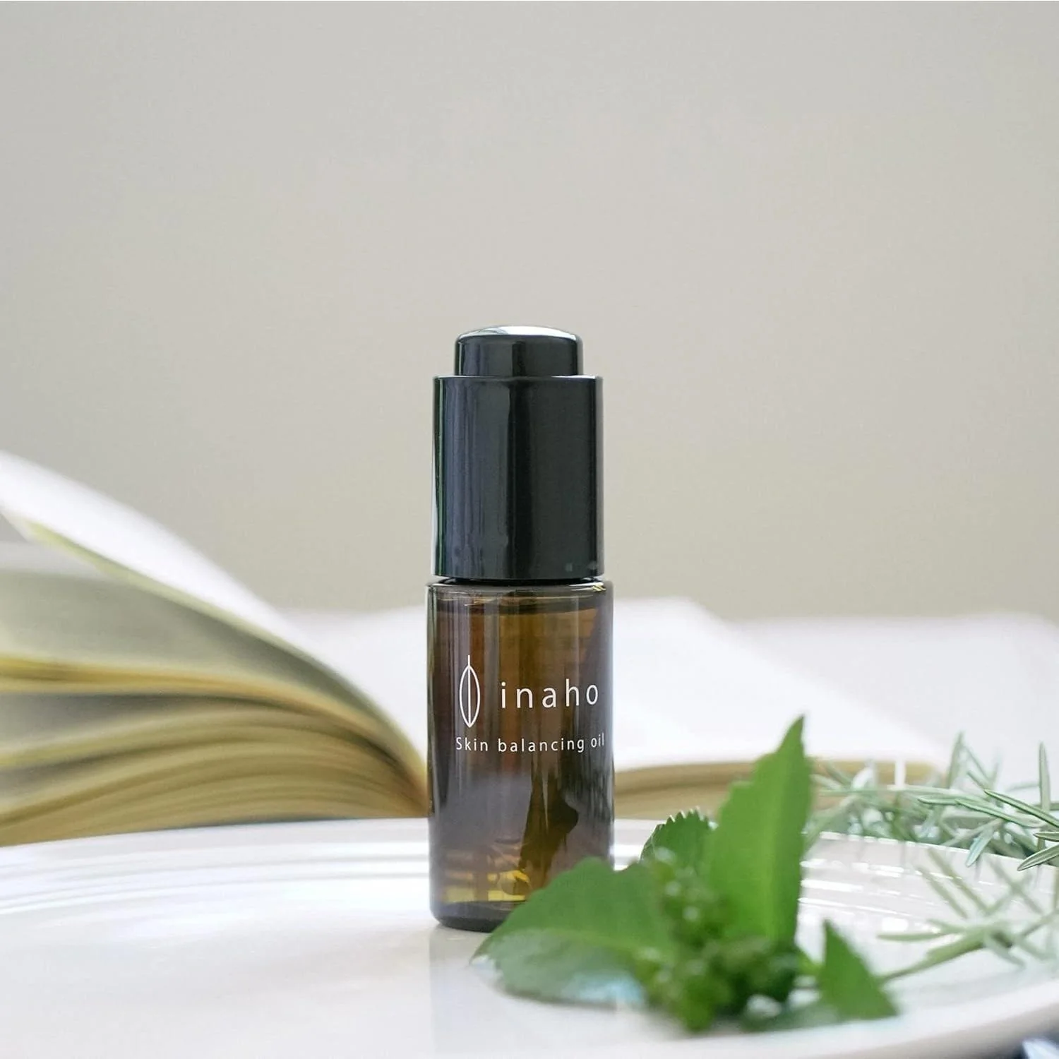 Inaho Balancing Rice Bran Beauty Oil Non-Sticky Skincare Oil 30ml - Image 5