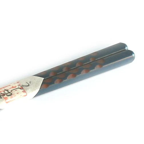 Isuke Lacquered Wooden Japanese Chopsticks Traditional Design - Image 9