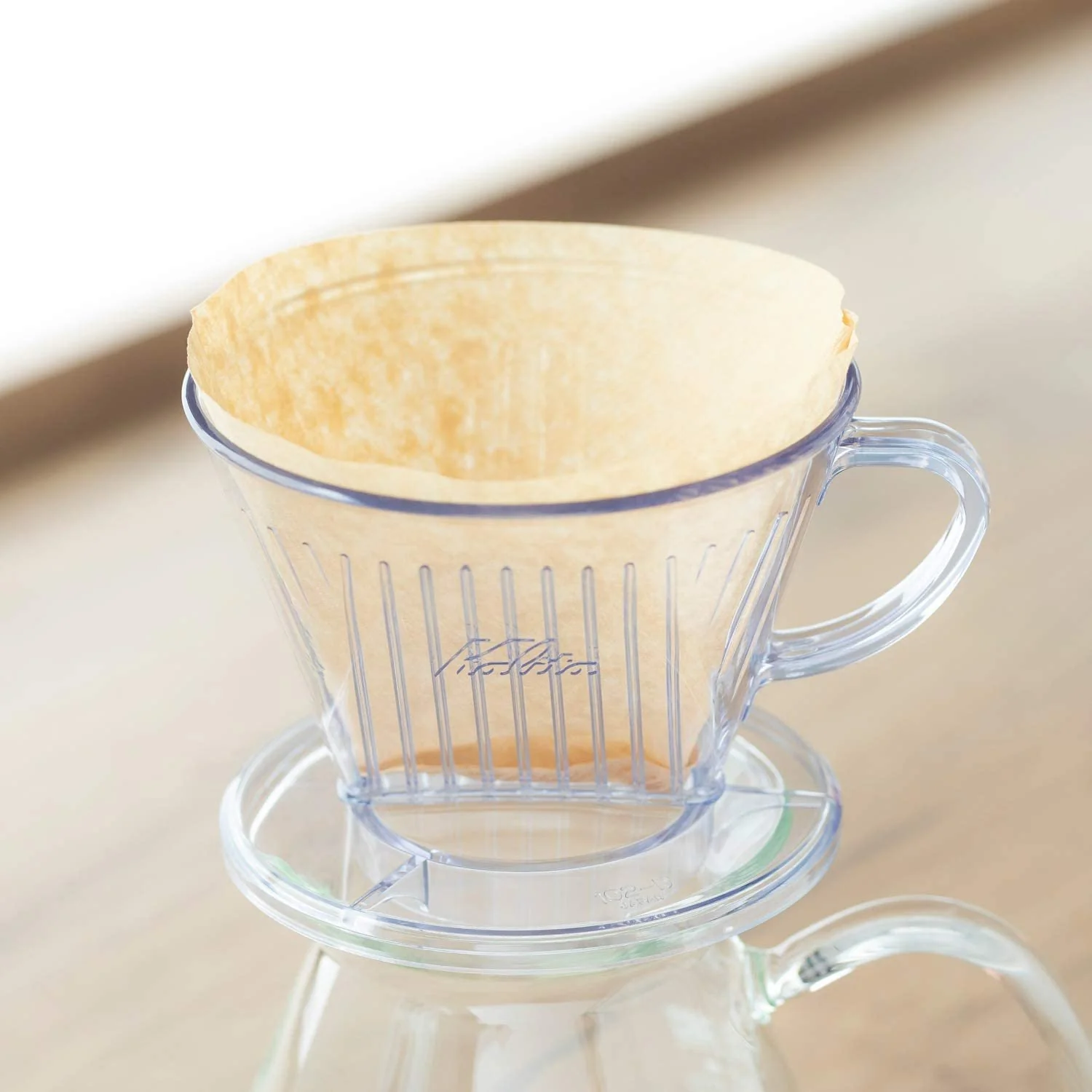 Kalita Plastic Coffee Dripper Pour-Over Brewer for 2-4 Cups 102 Clear - Image 3