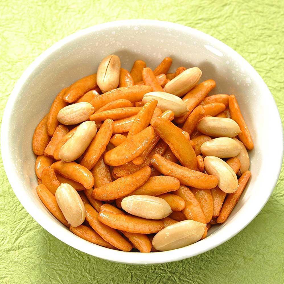 Kakinotane Wasabi Rice Crackers with Peanuts (Pack of 3) - Image 3