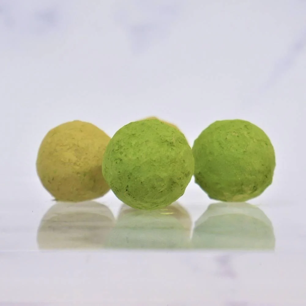 Kiyosen Uji Matcha & Hojicha Chocolate Truffles Gift Box 6 Pieces - Image 3