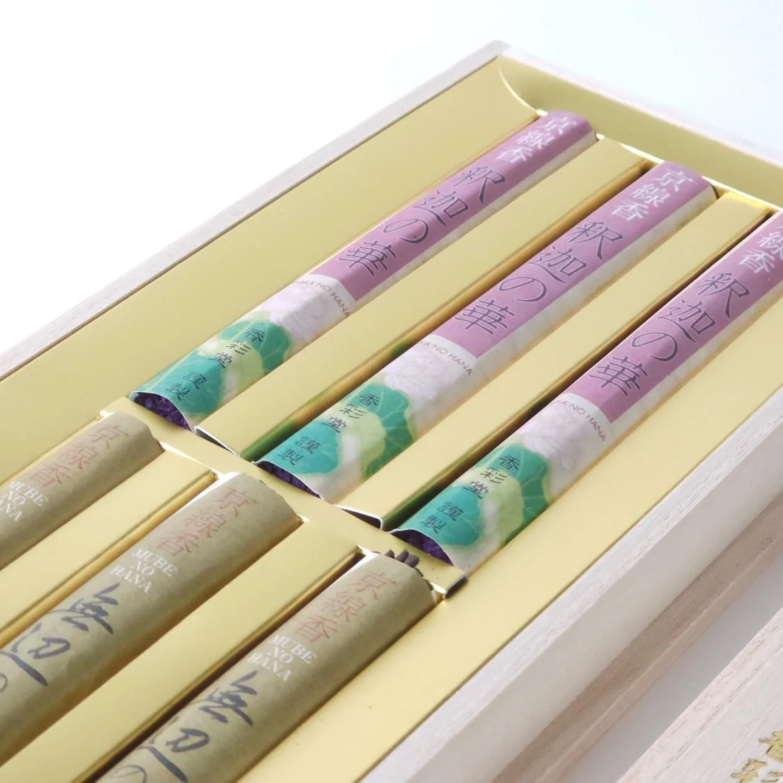 Kousaido Floral Incense Sticks Gift Box Two Fragrances 270 Sticks - Image 4