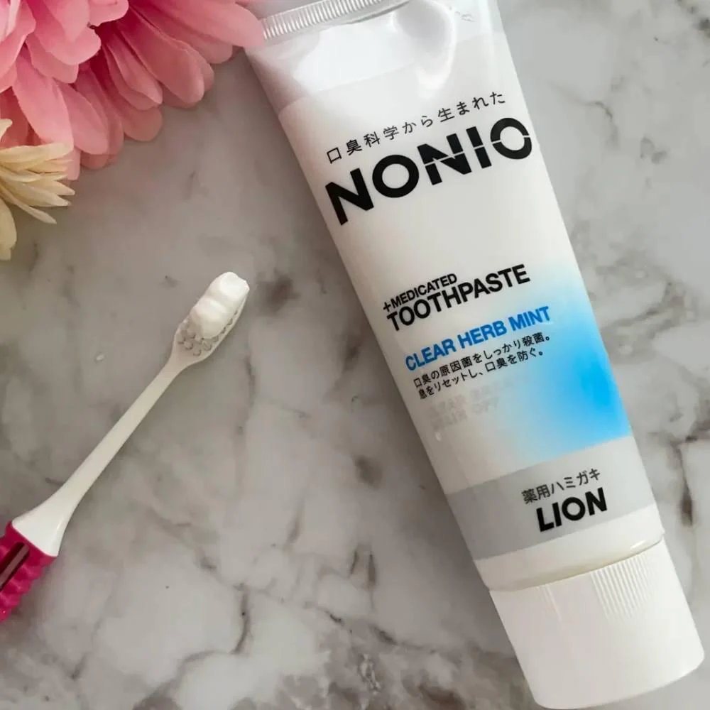 Nonio Antibacterial Toothpaste Clear Breath Herb Mint 130g - Image 2