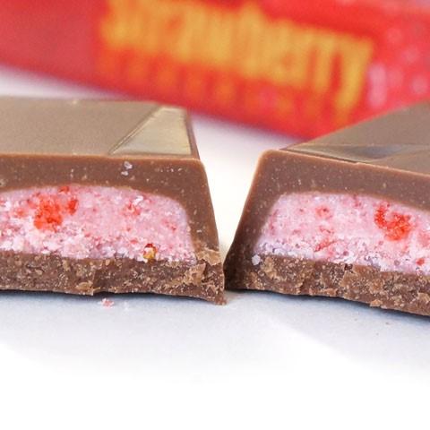 Meiji Strawberry Filled Bite Sized Chocolates 26 Pieces (Pack of 5) - Image 4