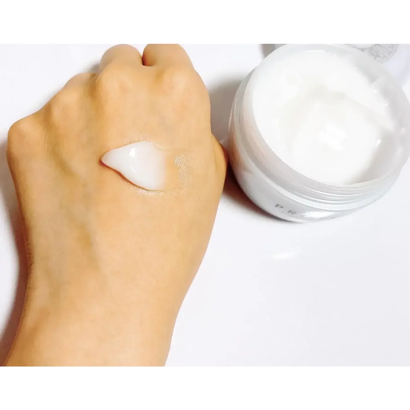 Meiko Protect Premier Gel Cream All-in-One Moisturizer for Rough Skin 100g - Image 4