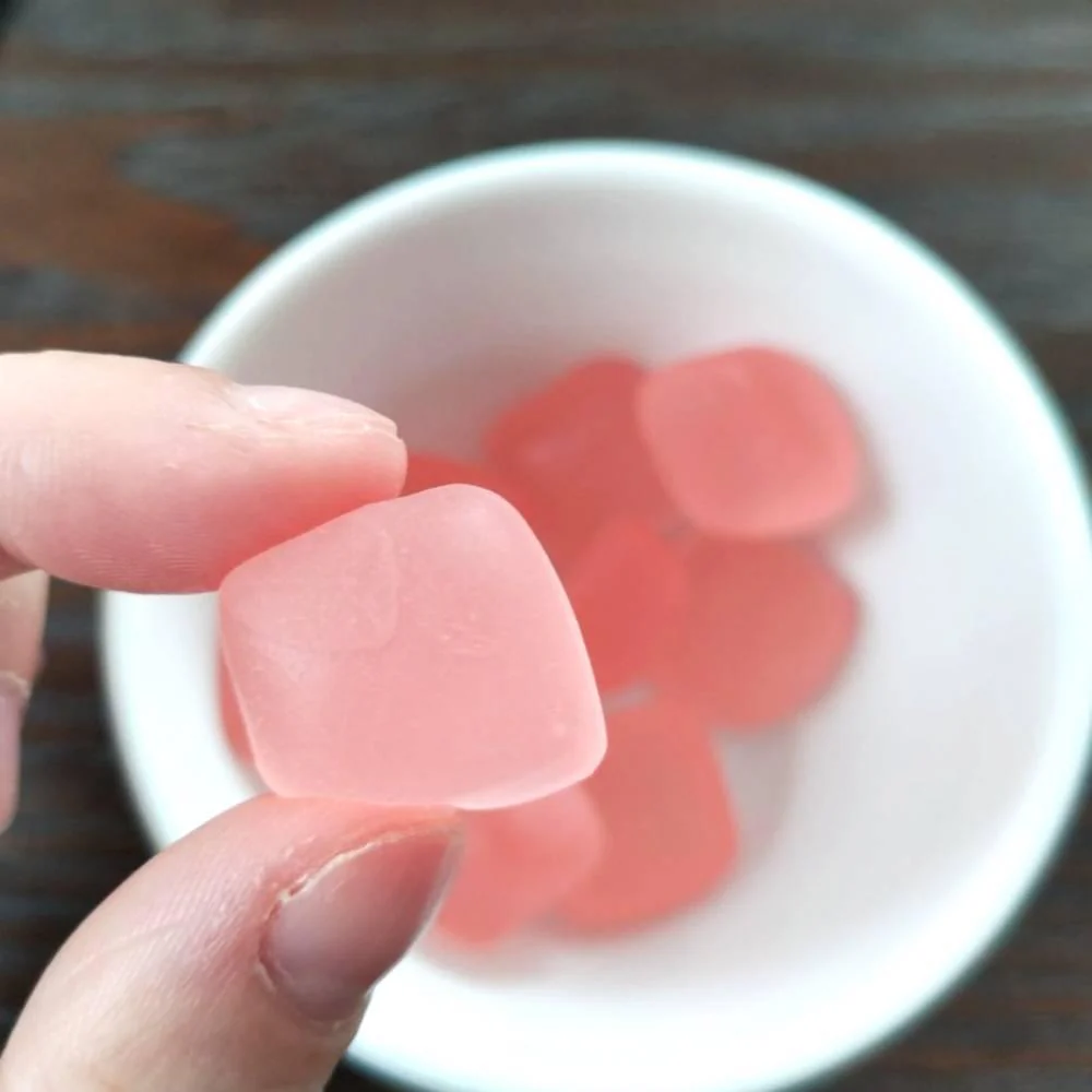 Mikakuto Mochu White Peach Flavor Chewy Gummy Candy 45g (Pack of 5) - Image 3