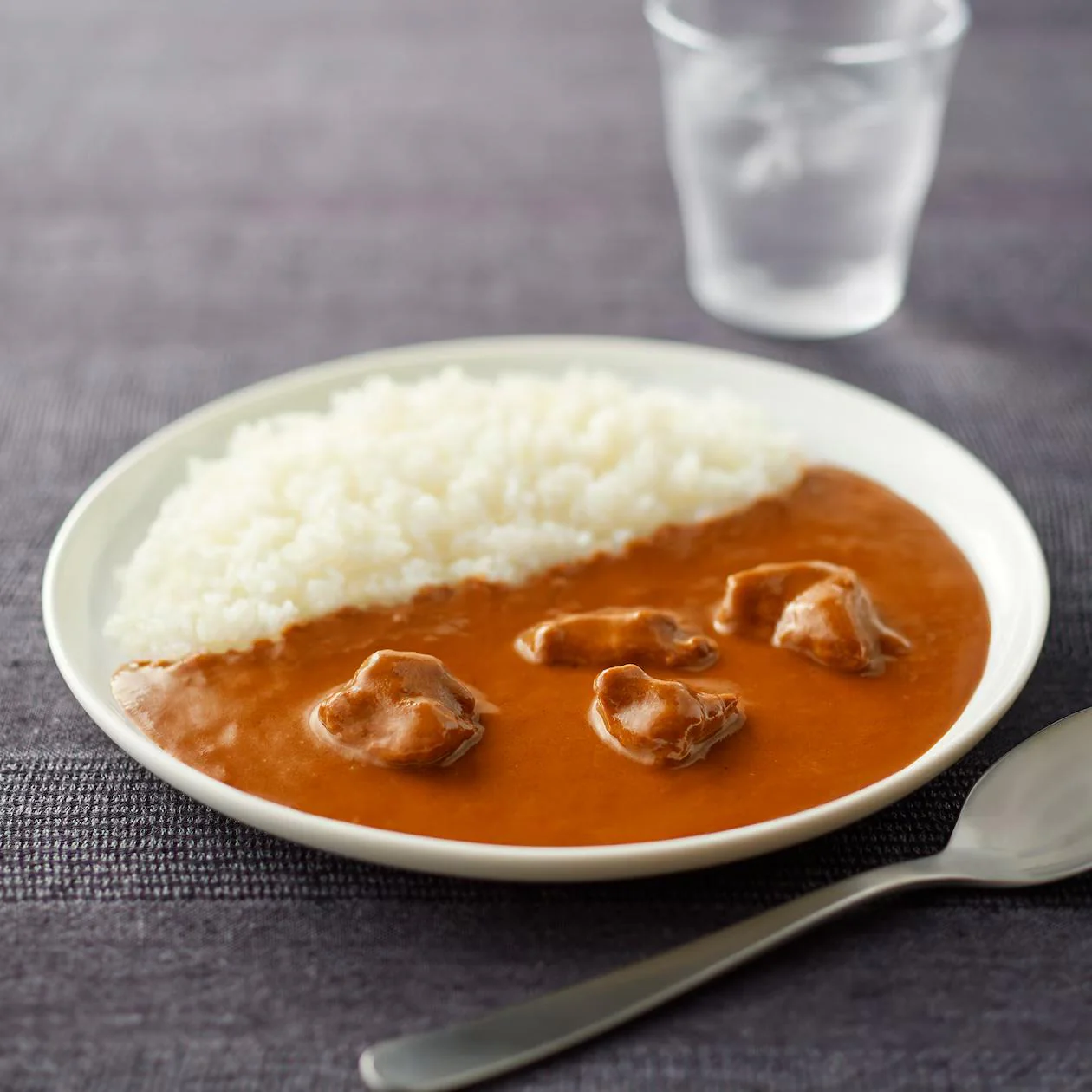 Muji Butter Chicken Curry Ready-To-Eat Meal Instant Curry Pouch 180g - Image 2