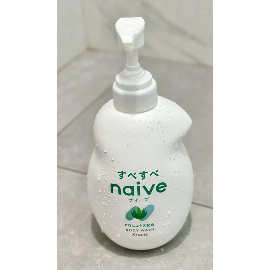 Naive Moisturizing Plant Based Aloe Body Wash Pump Bottle 530ml - Image 4