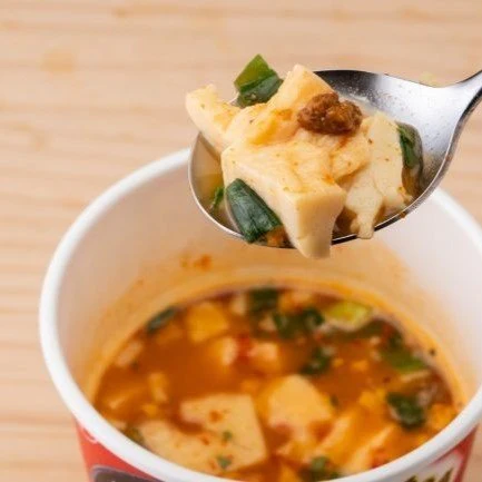 Nissin Sundubu Chige Hot Tofu Soup 17g (Pack of 3 Cups) - Image 3