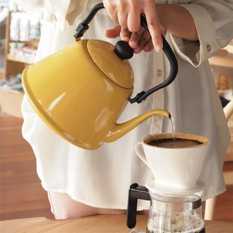 Noda Horo Drip Kettle II Retro Enamel Gooseneck Kettle Yellow 2L - Image 2