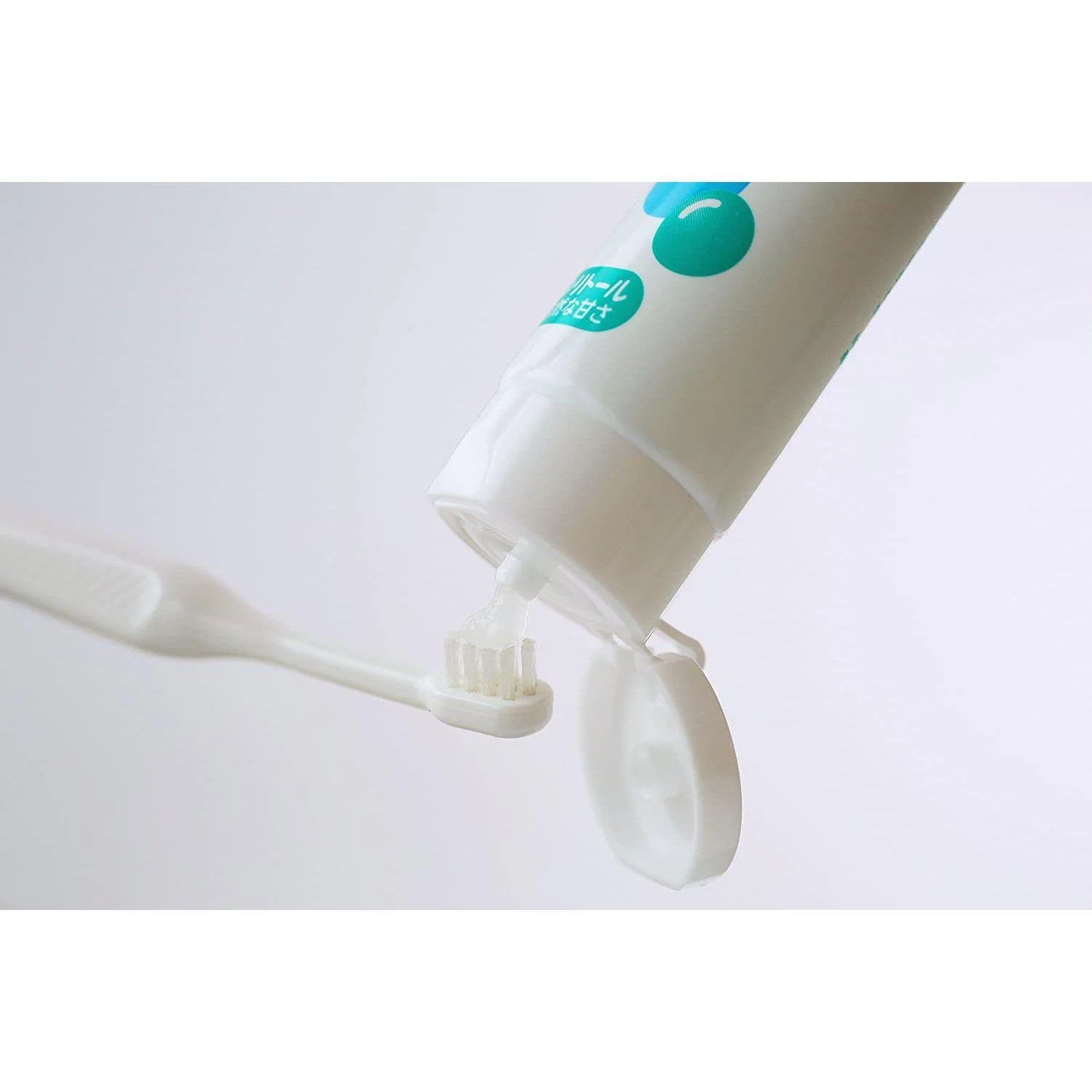 Pigeon Kids Tooth Gel with Xylitol Safe-to-Swallow Toothpaste 50g - Image 2