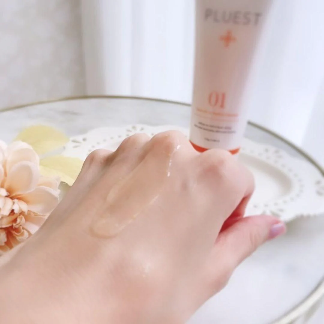 Pluest Capsule in Hydro Cleanse Pore Cleansing Gel 110g - Image 2