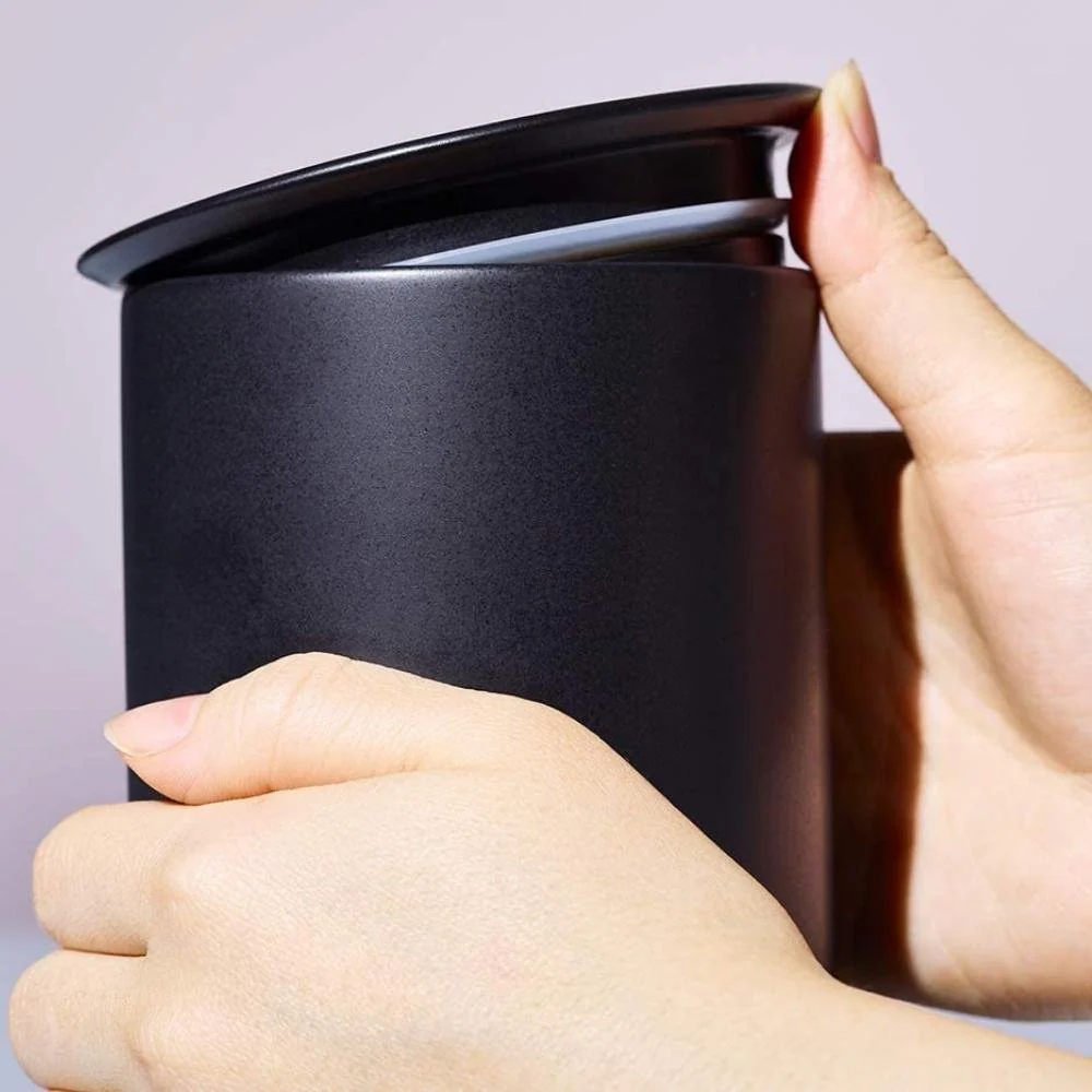 Cores Porcelain Canister Mino Ware Coffee Canister Black C820BK - Image 4