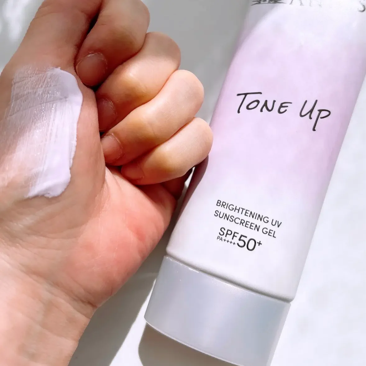 Anessa Skin Brightening UV Sunscreen Gel N SPF50+ PA++++ 90g - Image 3