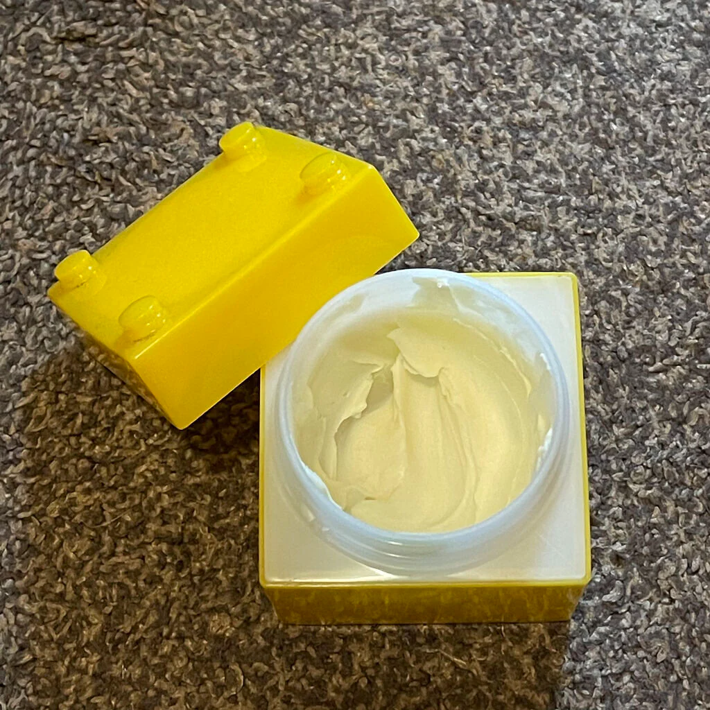 Uevo Design Cube Hard Hair Wax Strong Hold Matte Finish 80g - Image 3