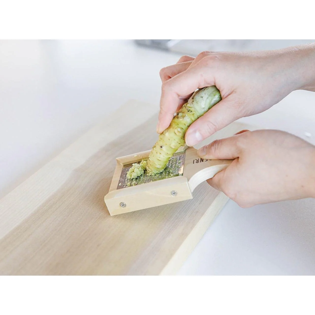 Oyanagi Japanese Wasabisan Wooden Wasabi Grater - Image 2