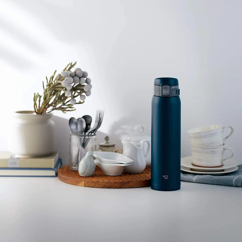 Zojirushi Stainless Steel Mug Vacuum Flask Navy 600ml - Image 2